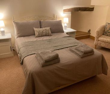 3 bedroom end of terrace house to rent - Photo 3