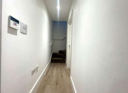 Narayan Mews, London, NW10 - Photo 5