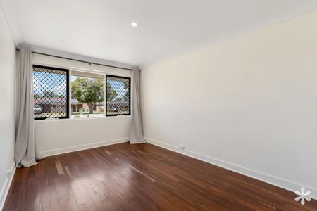 18 Glyndebourne Avenue - Photo 5