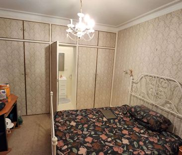 Mount Waverley - Photo 6