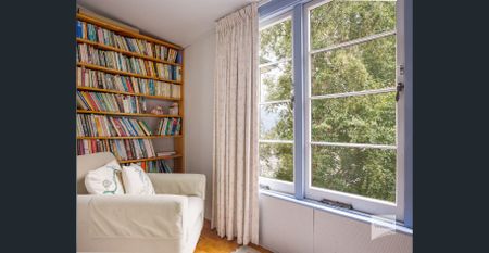 Character Townhouse - Photo 4