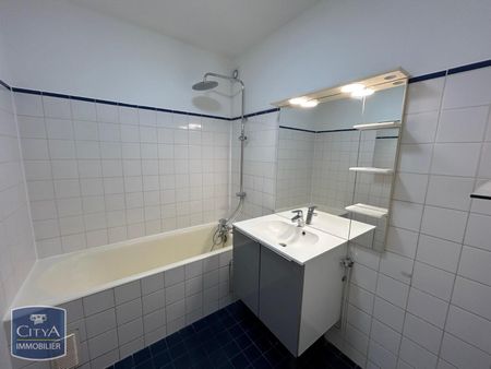 Location Appartement 2 pièces 46m² PARIS 15ème - Photo 5