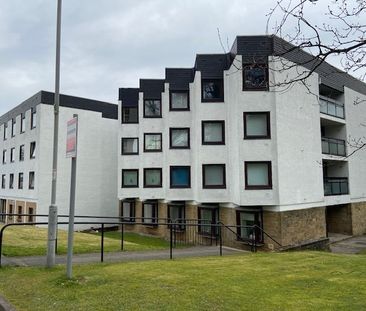 Clyde House, The Furlongs, Hamilton - Photo 2