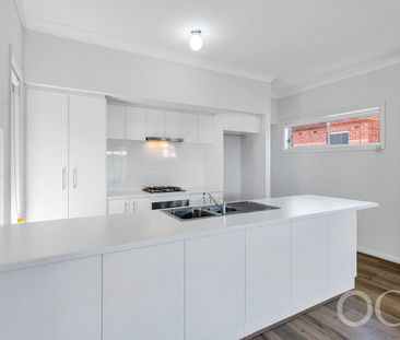 Open The Door to Well-located Living - Photo 5