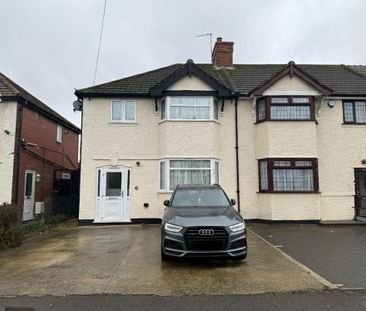 3 bedroom semi-detached house to rent - Photo 4