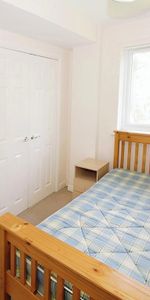3 bedroom flat to rent - Photo 3