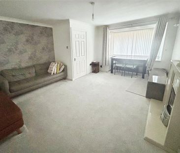 4 bedroom detached house to rent - Photo 1