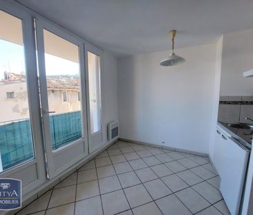 Location Appartement 2 pièces 32m² CLERMONT L HERAULT 34800 - Photo 3