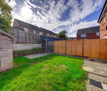 2 bedroom semi-detached house to rent - Photo 4