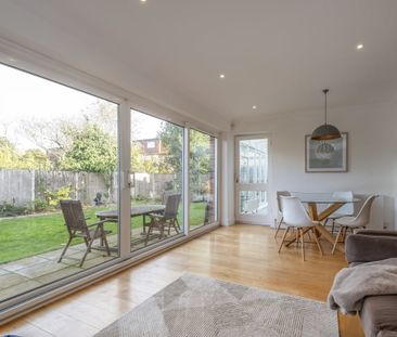 4 bedroom detached house to rent - Photo 1