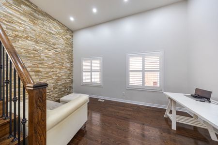 For Lease - 96 Maverick Crescent, Vaughan, Ontario - Photo 2