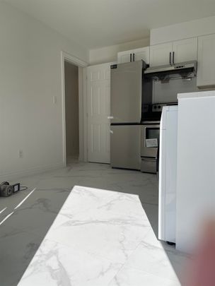 5835 Argyle Street #3, Vancouver, BC V5P3J8 - Photo 1