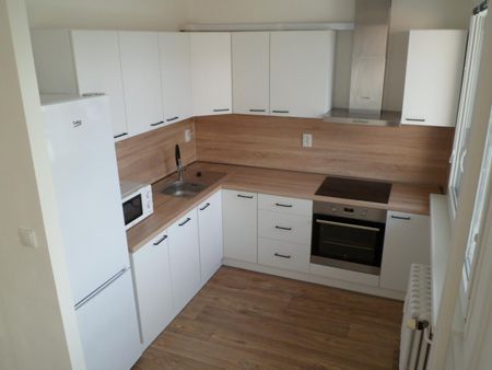 Pronájem bytu 2+1 57 m² - Fotografie 4