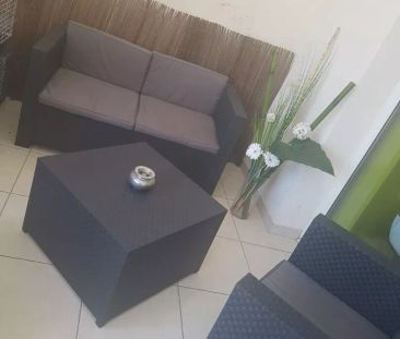 APPARTEMENT T3 EN DUPLEX AVEC COUR ET STATIONNEMENT - Photo 6