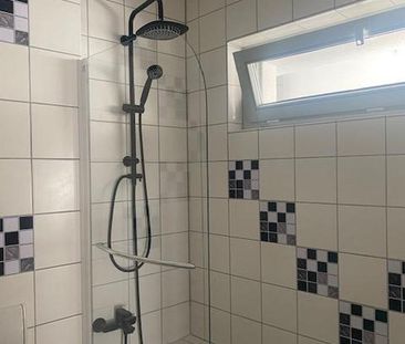 Hochwertige 2,5 ZW. "Vollmöbliert" TOP Lage Frankf. Gallus max. 2 P... - Foto 1