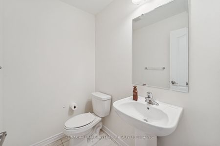 For Lease - 2442 Fall Harvest Crescent, Pickering, Ontario - Photo 3