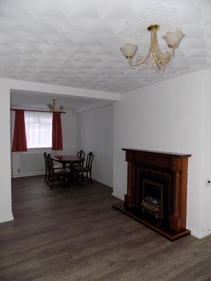 3 bedroom terraced house to rent - Photo 1