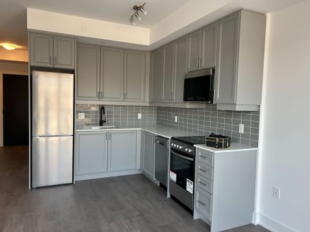 For Lease - 2343 Khalsa Gate Unit# 222, Oakville, Ontario - Photo 4