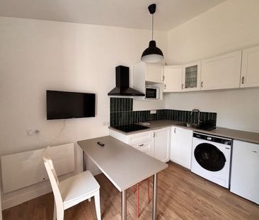 Location Appartement 1 pièce 15m² LES SABLES D’OLONNE 85340 - Photo 4