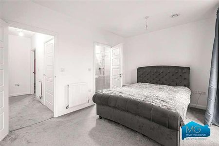 Edgecumbe Avenue, London, NW9 - Photo 2