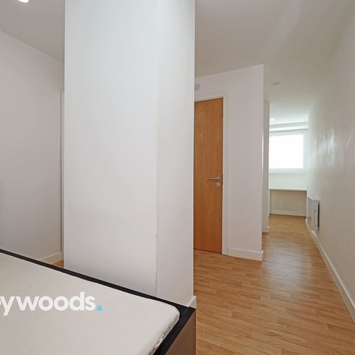 1 bed apartment to rent in Flat 48, Keele House, The Midway, Newcastle-under-Lyme, Staffordshire - Photo 1