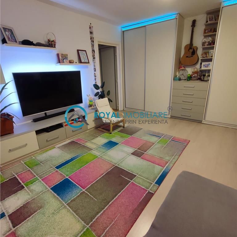 Royal Imobiliare Inchiriere apartament 2 camere, zona Palatul de Justitie - Photo 1