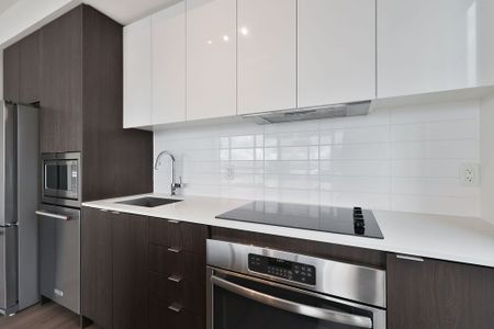 For Lease - 8 Ann Street Unit# 802, Mississauga, Ontario - Photo 3