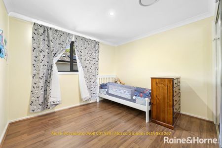 Spacious 3 bedrooms with study, loungeroom, rumpus and huge courtyard - Photo 5