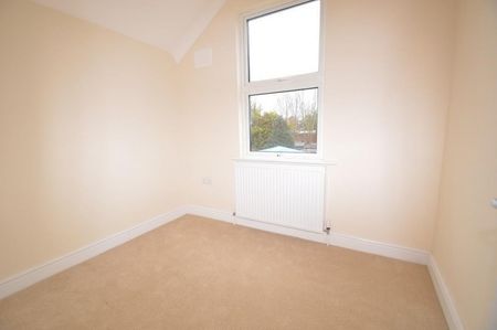 Montague Road, Slough, Berkshire,SL1 - Photo 5