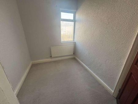 Dartmouth Street, Walney, Barrow-in-furness, LA14 - Photo 4