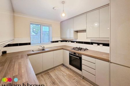 Poplar Close, South Ockendon - Photo 4