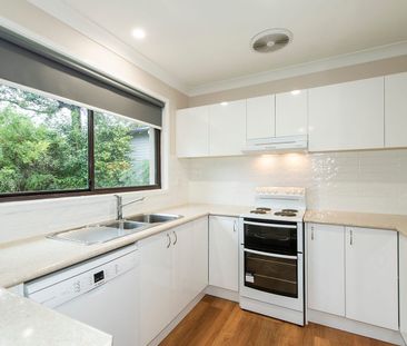 Family Friendly Living in Blaxland - Photo 4