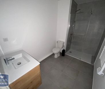 Location Appartement 2 pièces 42m² TOULON 83000 - Photo 6