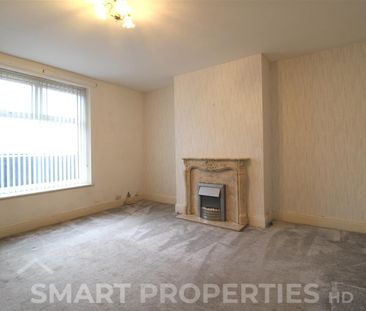 Blackmoorfoot Road, Crosland Moor, Huddersfield - Photo 4