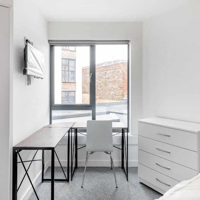 Studio to rent - Photo 1