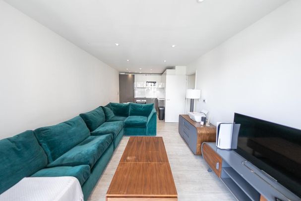 2 bedroom flat to rent - Photo 1