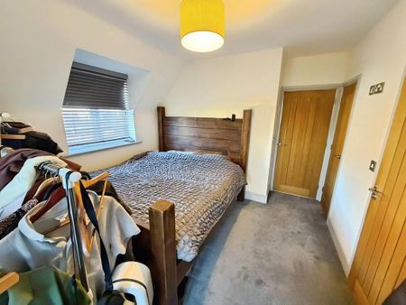 3 bedroom detached house to rent - Photo 4