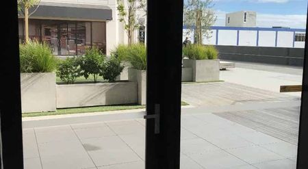 Fully Furnished & Water Included - Photo 2