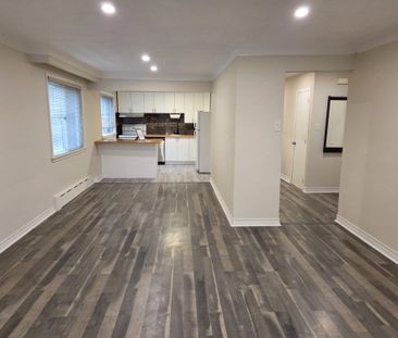 For Lease - 18 Thirty Third Street Unit# 1, Toronto, Ontario - Photo 2