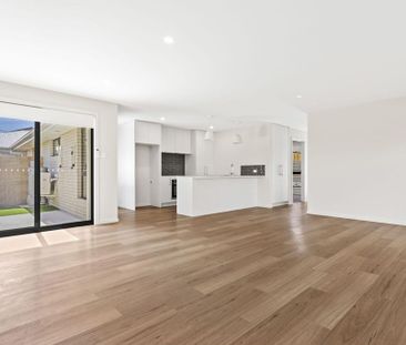 For Lease: New Unit in Summerhill - Photo 2