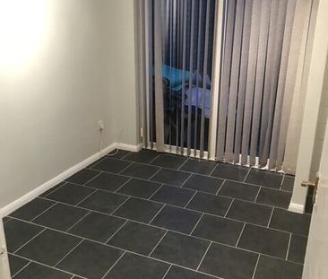 Spencer Way, Redhill - Photo 3