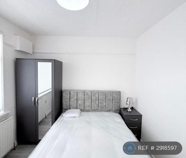 1 bedroom in a house share to rent - Photo 6