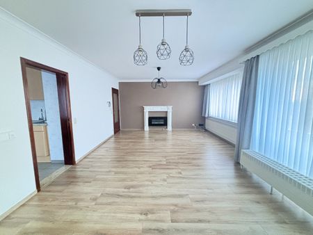 Instapklaar 2-slaapkamer appartement in Sint-Truiden. - Foto 2