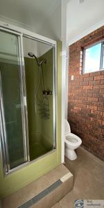 STUDIO FOR LEASE! - Photo 3