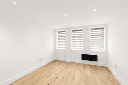 London Road, Sittingbourne, Kent, ME10 - Photo 2