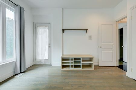 For Lease - 53 Florence Avenue Unit# Main, Toronto, Ontario - Photo 2