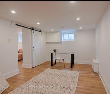 For Lease - 108 REBECCA Street, Oakville, Ontario - Photo 5
