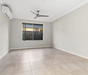 “Stylish 4 Bedroom Family Home in Sought-After Fernbrooke Ridge Est... - Photo 1