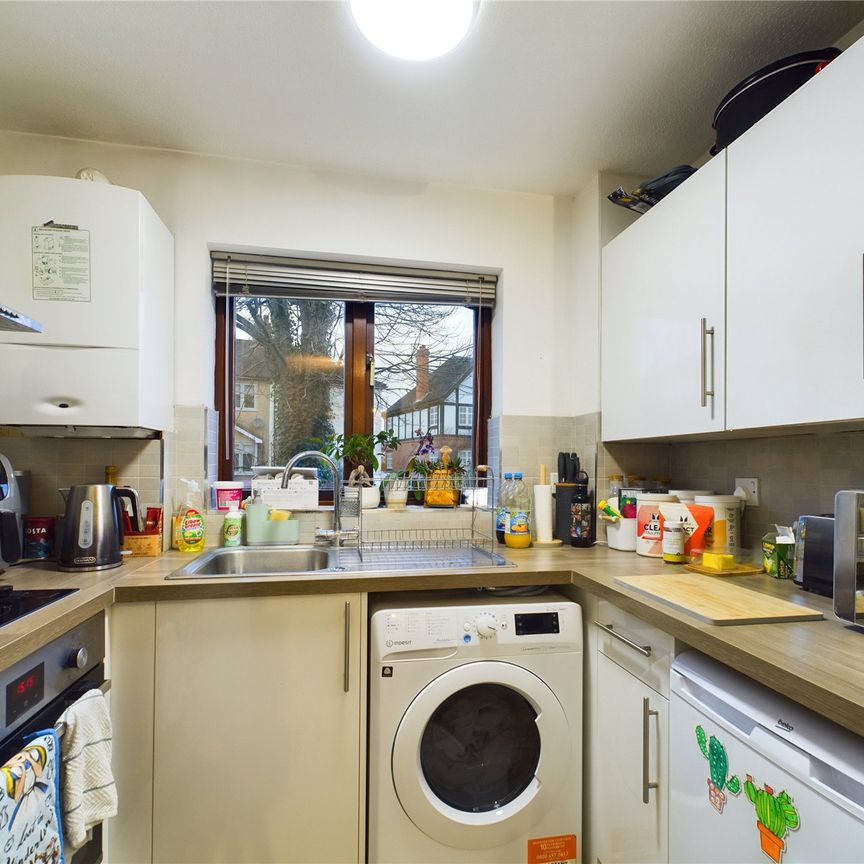 Ashley Court, Maidenhead Ashley Court, Maidenhead - Photo 1