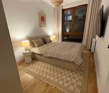 Warszawa, Wilanów, Jerzego Holzera - Zdjęcie 4